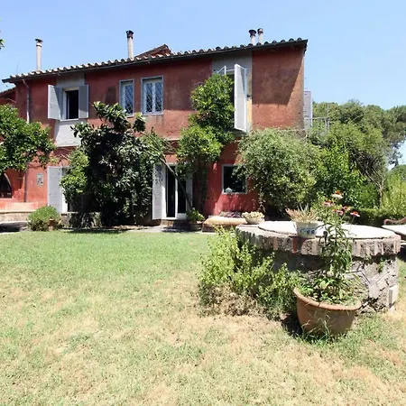 Villa Writers' Country House