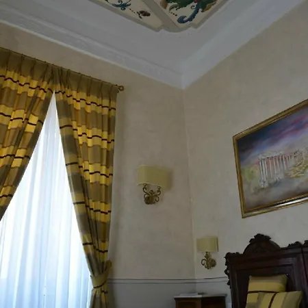 Residenza Sciarra Bed & Breakfast 3*