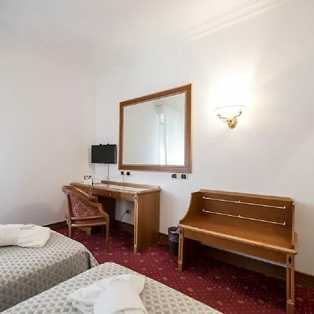 Hotel Quality Nova Domus 4*