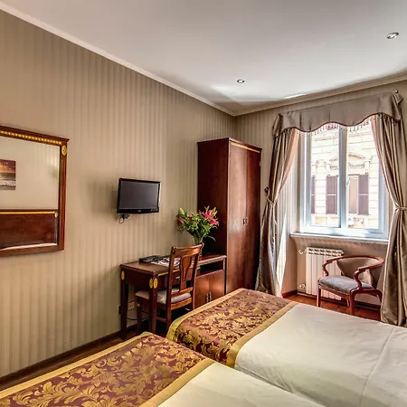 Drago D'oro - Accross From Metro Vittorio Emanuele Bed & Breakfast Rome