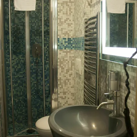 Agora Hotel 3*
