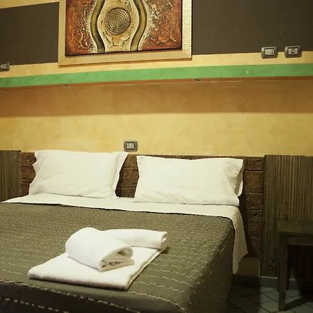 Hotel Agora 3*