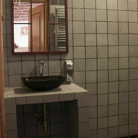 Agora Hotel 3*