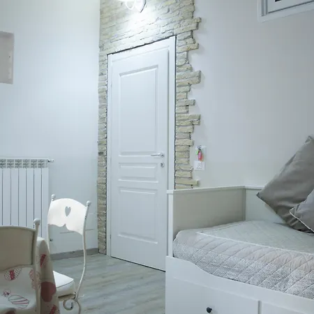 Agora Hotel