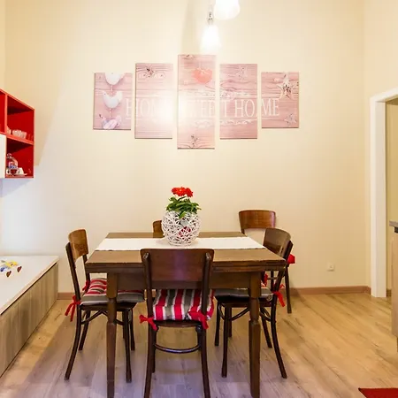 Magia A Campo De' Fiori Apartment *