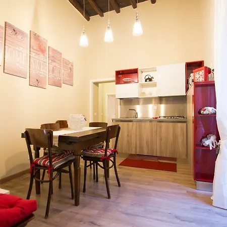 Magia A Campo De' Fiori Apartment *