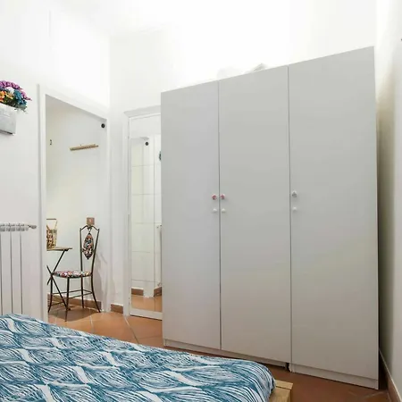 Demode Holiday Apartment
