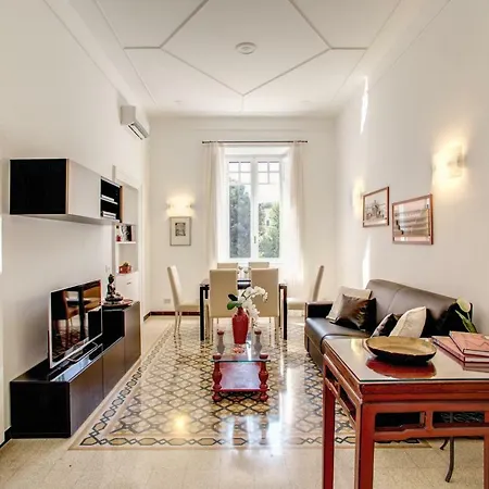 Vatican Palace Apartment *