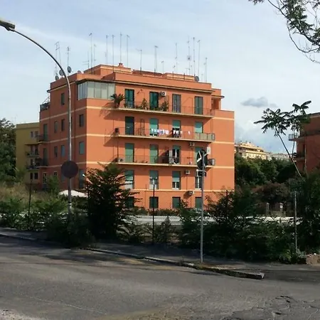 Tommy Apartment Rome