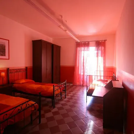 Tatusa Al Colosseo Apartment Rome