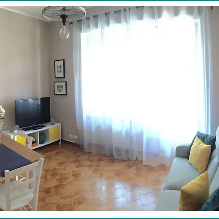 Cinecitta Apartment *