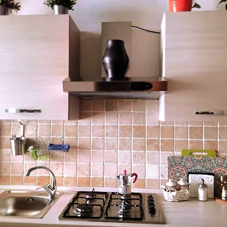 Francy Colosseum Apartment *