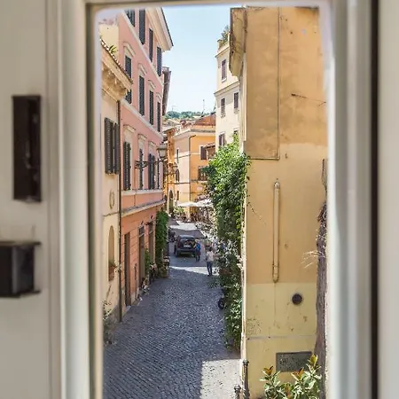 Sora Menica Rome