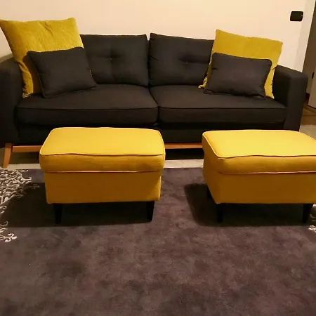 Sweethome Crispi Apartment