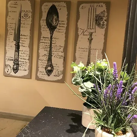 Sweethome Crispi Apartment Rome