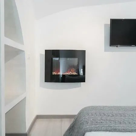 Diana Luxury Loft Apartment *
