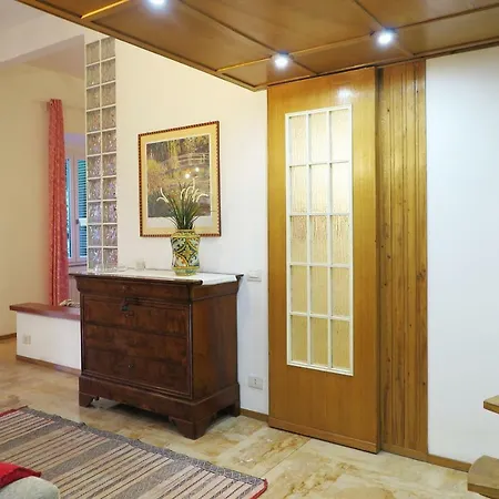 Apartment La Casa Del Nespolo *
