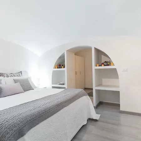 Diana Luxury Loft Apartment