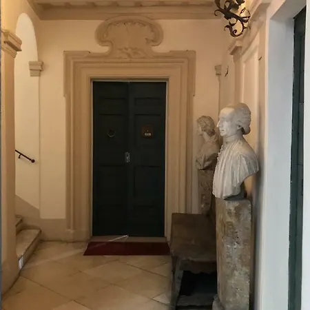 Appartement La Casa Dell'arte Nel Cuore Di Rome