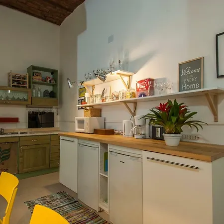 Сasa de vacaciones The Yellow House