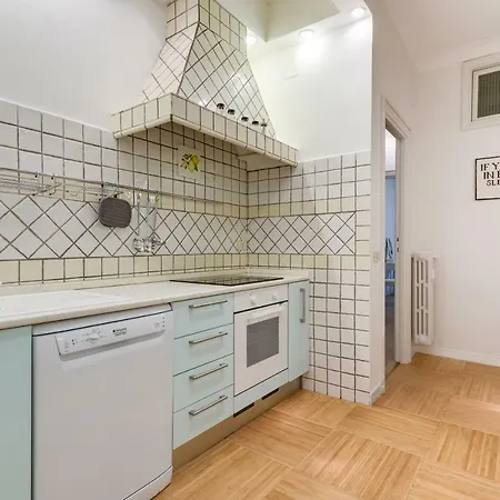 Goldie Apartament *
