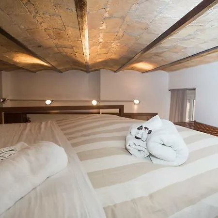 Trevi Fountain - Lovely Loft