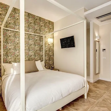 Rn _ Residenza Novecento Guest house *