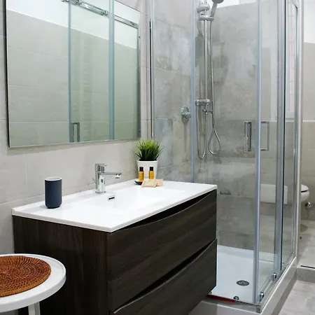 Rhomenjoy Vatican Apartment Rome