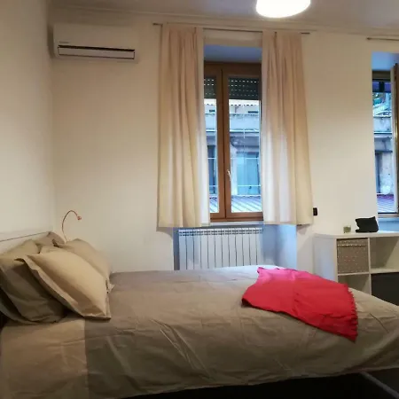 Metro Furio Camillo Apartment *