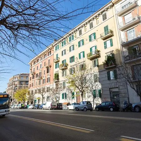 Appartamento Casa Amba Aradam Roma