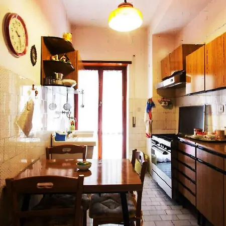 Palini's House Rom