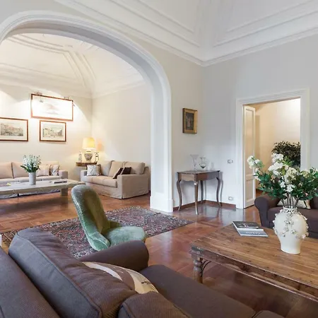 Amazing 4 Bedrooms With Garden *