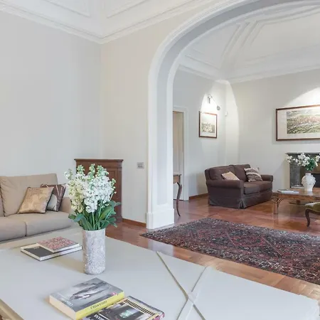 Amazing 4 Bedrooms With Garden * Rome