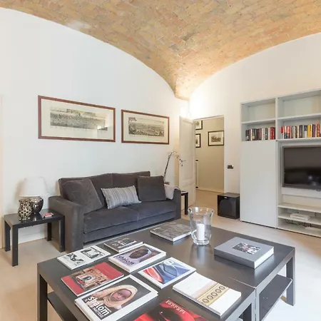 Apartment Amazing 4 Bedrooms With Garden Rome