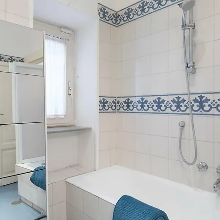 Apartment Amazing 4 Bedrooms With Garden *