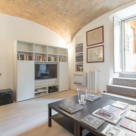 Amazing 4 Bedrooms With Garden * Rome