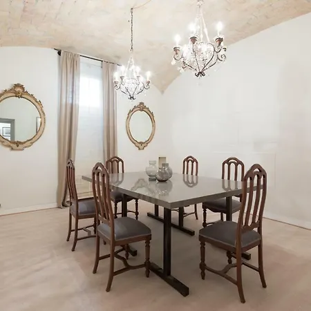 Apartment Amazing 4 Bedrooms With Garden *
