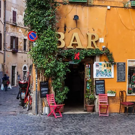 Luxury Pantheon Apartment Rome