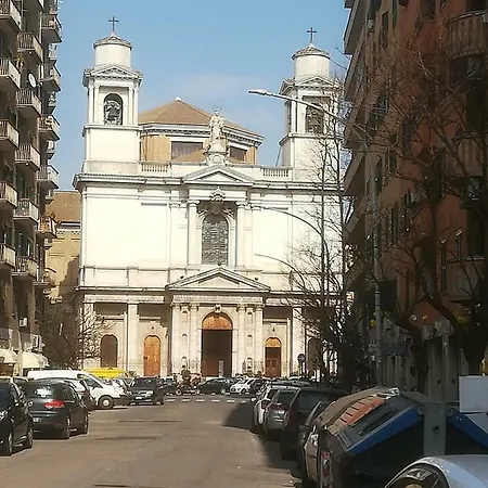 Metro Furio Camillo Rom