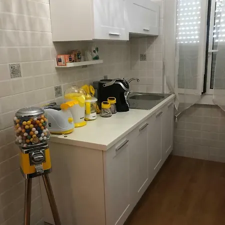 Maison Dis Raffaella Guest house *