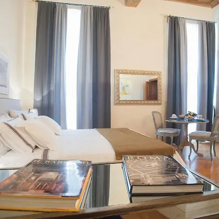 Via Farina Apartamento