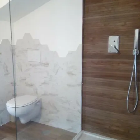 B&B Glicini Bed & Breakfast Rome