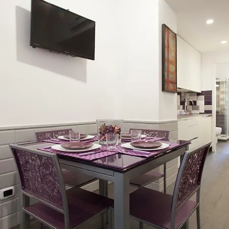 Apartment My Purple Apartment In The Center Of Rome Rome