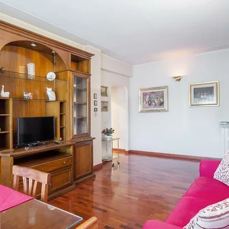 Your Nest In Trastevere Apartment *