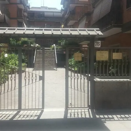 Domus Romae Bed & Breakfast Rome