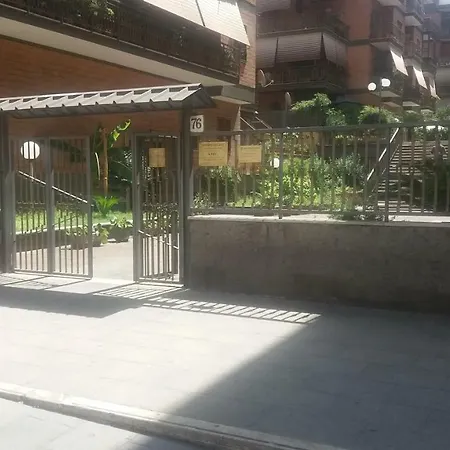 Bed & Breakfast Domus Romae Rome