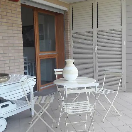 Apartment Via Borghetto Di Vara 13