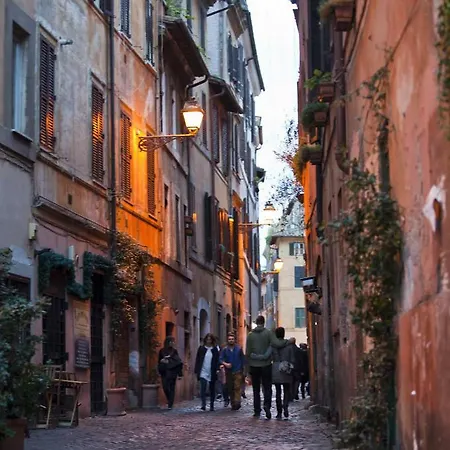 Over The Tiber Loft Apartment *