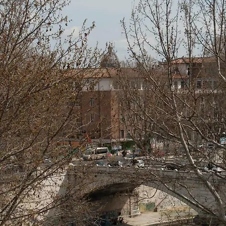 Over The Tiber Loft * Rom