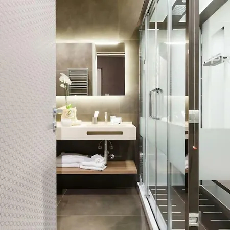 Private Luxury 2*